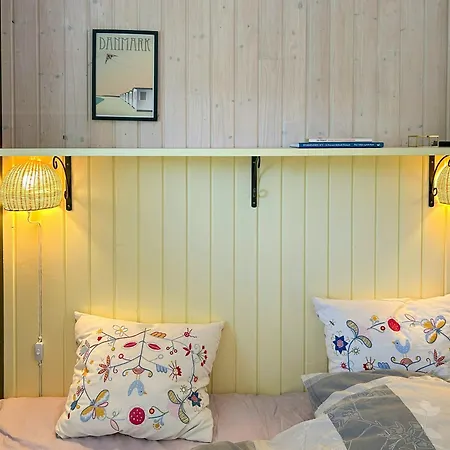 Hébergement de vacances Summerhouse In Southern Style Close To